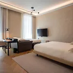 호텔 Macam 5*
