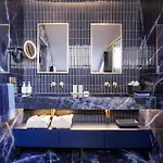Macam Hotel 5*